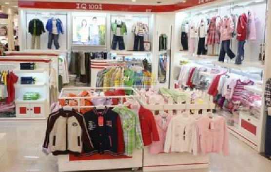 兴义店面装修风格确定。