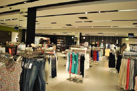 兴义商场里的店面怎么装修?